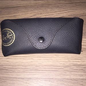 Ray Ban case Authentic (like new)